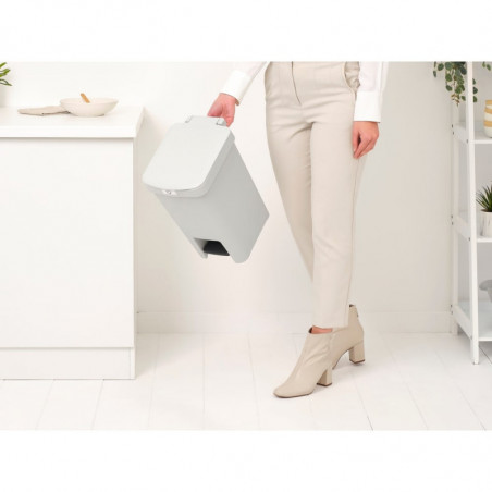 Кош за боклук с педал Brabantia StepUp 1008480, 16 л, Екологични материали, Голям отвор, Светлосив