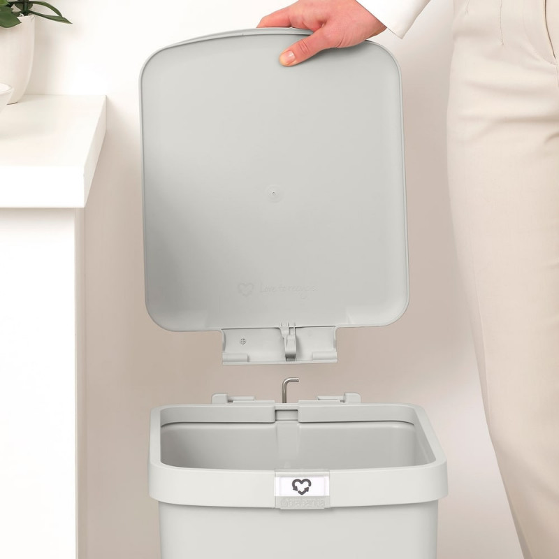Кош за боклук с педал Brabantia StepUp 1008483, 25 л, Екологични материали, Голям отвор, Светлосив