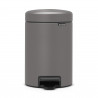 Кош за боклук с педал Brabantia NewIcon 1001096, 3 л, Плавно затваряне, Противоплъзгаща основа, Минерално покритие, Сив