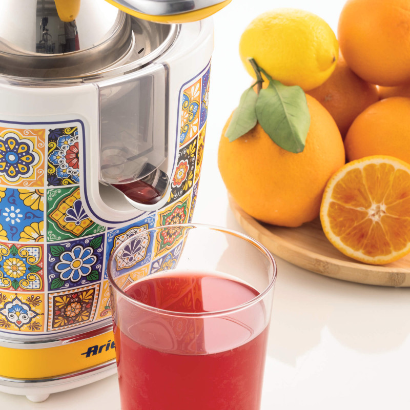 Цитрус преса Ariete Positano JUICER 0413/0P, 85W, Метално тяло, Безшумна работа, 2 приставки, Бял/Жълт
