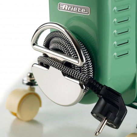 Маслен радиатор Ariete VINTAGE 0838/1, 2000W, 9 ребра, 3 степени, Индикатор захранване, Въртящи се на 360C колелца, Дръжка, Зелен