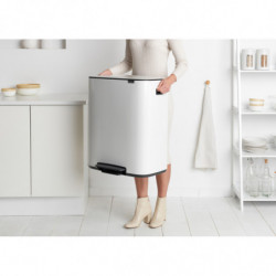Кош за боклук Brabantia Bo Pedal 1003182, 60 л, Леко затваряне, Противоплъзгаща основа, Бял