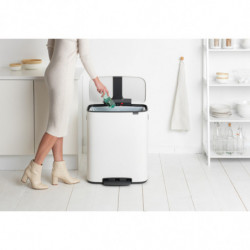 Кош за боклук Brabantia Bo Pedal 1003182, 60 л, Леко затваряне, Противоплъзгаща основа, Бял