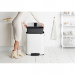 Кош за боклук Brabantia Bo Pedal 1003182, 60 л, Леко затваряне, Противоплъзгаща основа, Бял