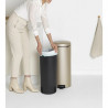 Кош за боклук с педал Brabantia NewIcon 1003209, 30 л, Плавно затваряне, Противоплъзгаща основа, Златен металик