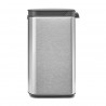 Кош за боклук Brabantia Bo Small 1006625, 4 л, Плавно и безшумно отваряне, Противоплъзгаща основа, Устойчив на пръстови отпечатъци, Инокс/Мат