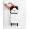 Кош за боклук Brabantia Bo Small Hi 1006643, 7 л, Повдигнат, Плавно и безшумно отваряне, Противоплъзгаща основа, Бял