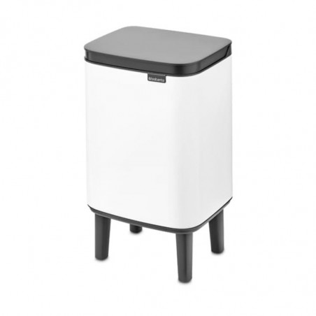 Кош за боклук Brabantia Bo Small Hi 1006639, 4 л, Повдигнат, Плавно и безшумно отваряне, Противоплъзгаща основа, Бял