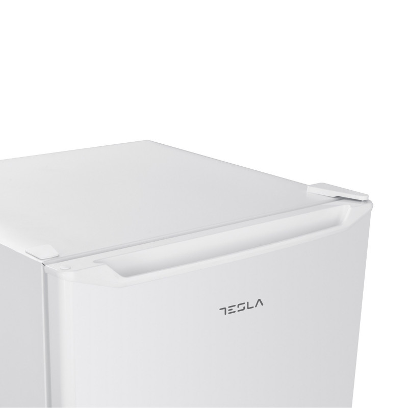 Фризер Tesla RU1700HE, 100W, 168Л, Енергиен клас E, Обръщаща се врата, Тиха работа, Бял