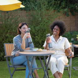 Преносим блендер Ninja Blast BC151EUNV, 7.4W, 530 мл, Стоманен нож с 6 остриета, Трошене на лед, До 10 цикъла, Без BPA, USB-C, Син