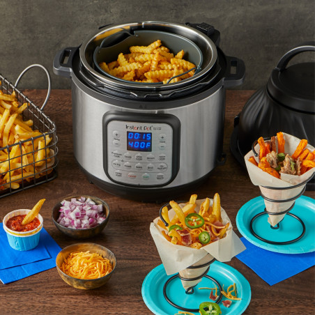 Мултикукър Instant Pot Duo Crisp + Air Fryer 140004401, 1500 W, 5.7 л, 11 програми, Кошница Air Fryer, EvenCrisp, Инокс
