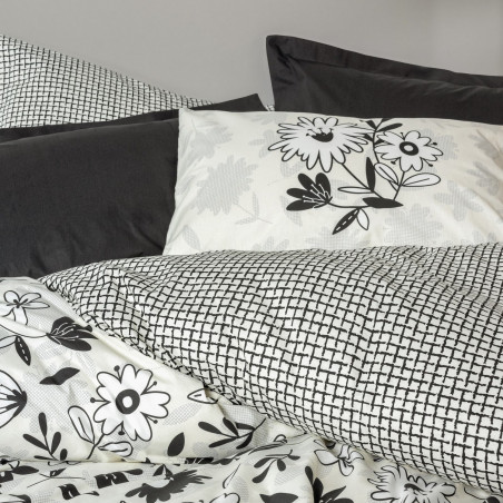 Спален комплект Cotton Box 129CTN4831, 100% памук, 4 части, Завивка 200х220 см, Чаршаф 240х260 см, Калъфка 50х70 см, Бял/черен