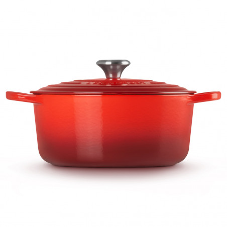 Чугунена тенджера Le Creuset 24147260912, 5.6 л, 26 см, До 260C, Емайлно покритие, Индукция, Фурна, Червен