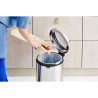 Кош за боклук с педал Brabantia NewIcon 649046, 20 л, Плавно затваряне, Противоплъзгаща основа, Устойчив на пръстови отпечатъци, Инокс/Мат