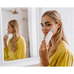 Ултразвуков уред за почистване на лице Beautifly B-Scrub Young, Електростимулация, Ексфолиране, Намаля черни точки и акне, Йони, Бял