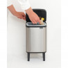Кош за боклук Brabantia Bo Small Hi 1006642, 4 л, Плавно и безшумно отваряне, Противоплъзгаща основа, Устойчив на пръстови отпечатъци, Инокс/Мат