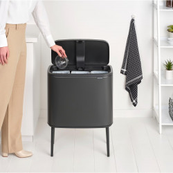 Кош за боклук Brabantia Bo Touch 1008857, 3x11 л, Плавно и безшумно отваряне, Голям отвор, Тъмносив
