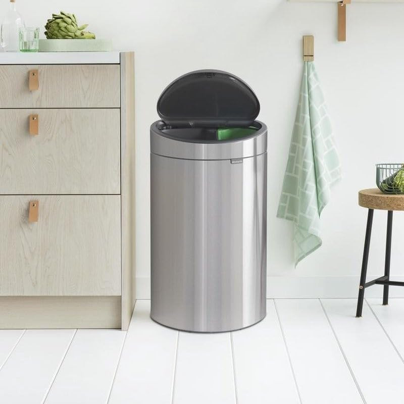 Кош за боклук Brabantia Touch Bin New 650528, 40 л, Безшумно и плавно затваряне, Плосък гръб, Инокс/мат