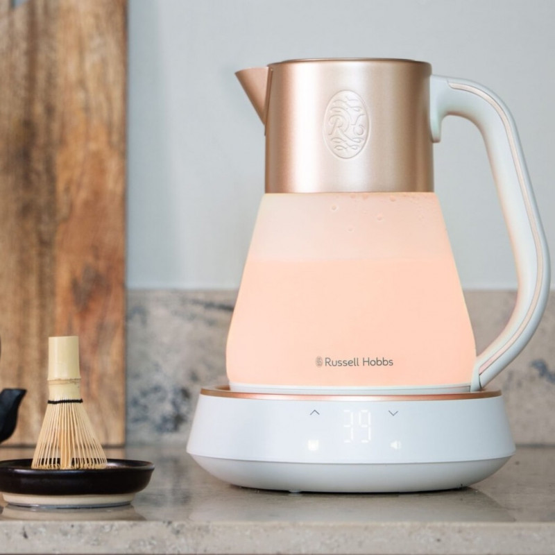Електрическа кана Russell Hobbs Calm Kettle 27450-70, 2400W, 1.7 л, 40-100°C, Quiet Boil, Сензорни бутони, Звукови сигнали, 6 променящи се цветове, Защити, Без BPA и PFAS, Бял/златист