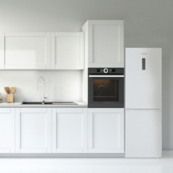 Хладилник с фризер Muhler NFC185WE, 323 л, Клас Е, No Frost, Реверсивна врата, Дисплей, R600a, Бял