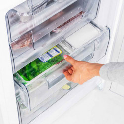 Фризер Muhler VFS85WE, 91 л, Клас Е, Реверсивна врата, R600a, Бял