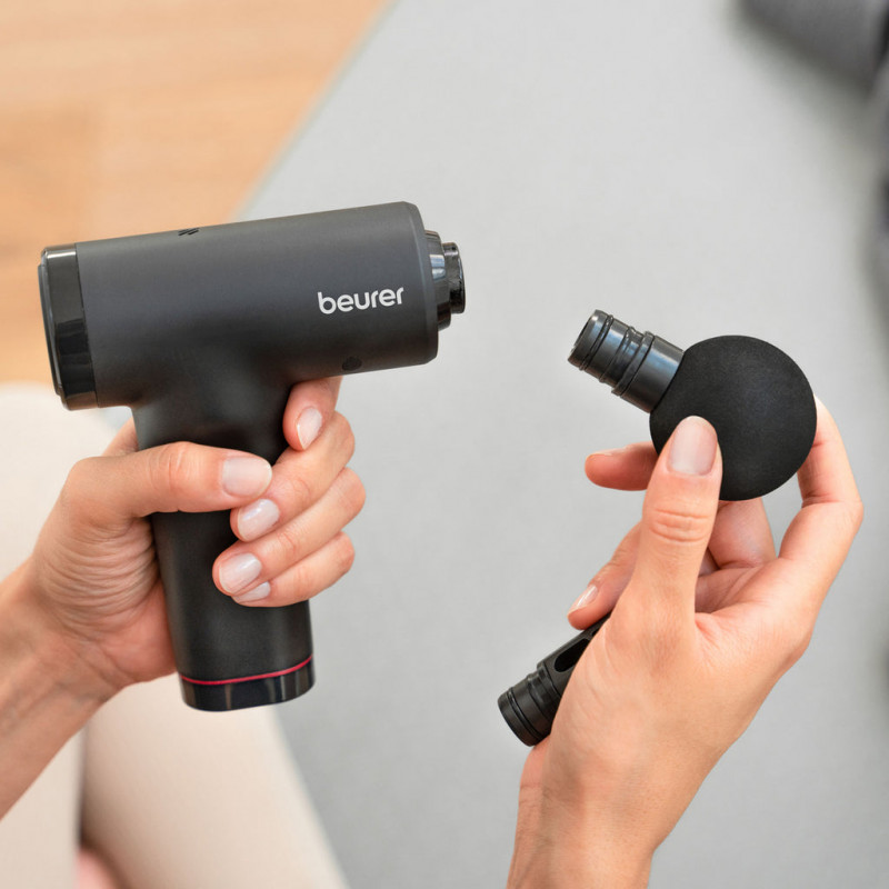 Масажор за цяло тяло Beurer MG 89, 2000 mAh, До 4 часа, 5 степени, Безчетков мотор, Точков, LED, CE, Черен