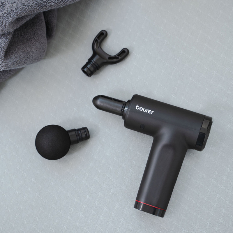 Масажор за цяло тяло Beurer MG 89, 2000 mAh, До 4 часа, 5 степени, Безчетков мотор, Точков, LED, CE, Черен