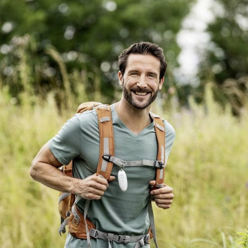Уред за третиране на ухапвания от комари Beurer BR10, Подходящ за бременни жени и деца, 300 приложения, Без химикали, Локално прилагане, Бял