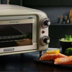 Електрическа фурна Ariete VINTAGE 3919/03, 800W, 10 л, 3 режима, До 230°C, Двойно термо стъкло, Таймер 60 мин, Бежов