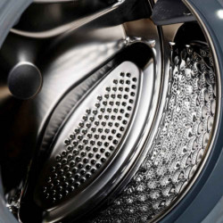 Пералня с предно зареждане Muhler IWM7140NWA, Клас А, 7 кг, 1400 об/мин, Инверторна, LED, Пране с пара, Бял/черен