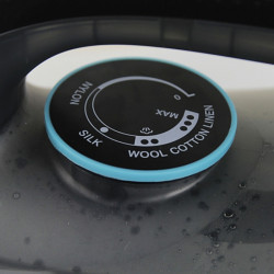 Безкабелна ютия Esperanza EHI010, 2600W, Керамична плоча, 300 мл, Сухо+пара, Самопочистване, Вертикално гладене, Черен