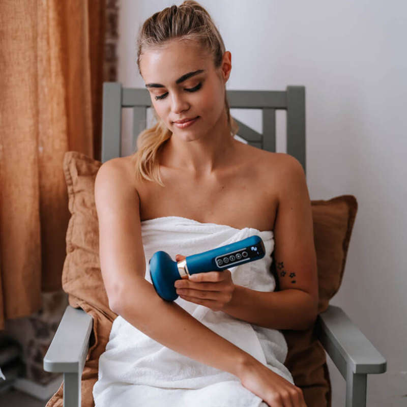 Вакуумен масажор Medivon Halley Vacuum, 12 нива, Загряване, Подходящ за използване с масла, Срещу целулит, Дисплей, Син