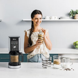 Машина за сладолед Ninja Creami Deluxe NC502EU, 800W, 10 програми, 2 контейнера по 709 мл, CREAMify, Черен