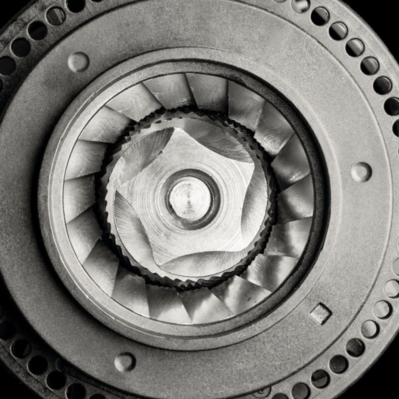 Кафеавтомат Krups Arabica Latte EA819E10, 1450W, 15 bar, 1.7 l, LCD, 5 програми, 3 функции, 3 настройки за темп. и аромат, Milk Comfort / One Touch Cappuccino, Черен