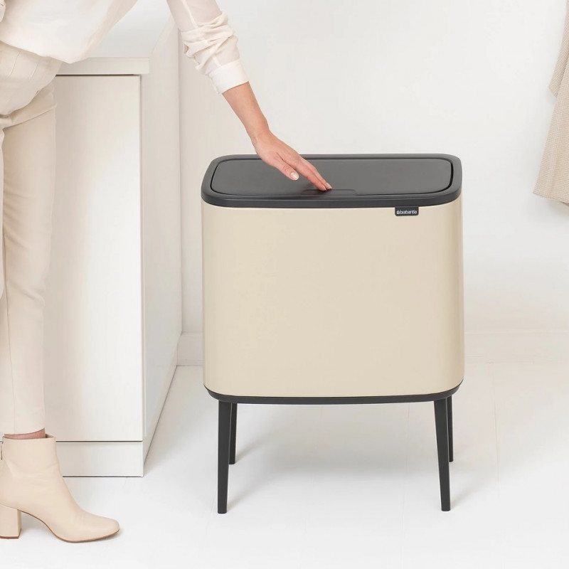 Кош за боклук Brabantia Bo Touch 1005546, 36 л, Плавно и безшумно отваряне, Голям отвор, Бежов