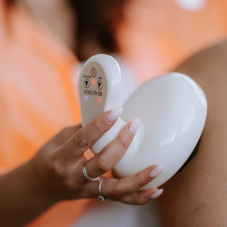 Масажор Beautifly B-Modello BODY, 24W, 6 нива на термична терапия, Червена светлина 50°C, Лимфен детокс, Дермомасаж, Безжичен, Бял