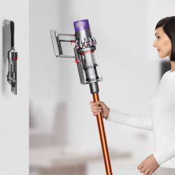 Вертикална прахосмукачка Dyson Cyclone V10 Absolute 448883-01, 150AW, 125000 об/мин, 0.77l, 60 мин, 3 режима, 2 Tier Cyclone™, HEPA, Тиха, Хигиенично изпразване, Без заплитане, Никел/оранжев