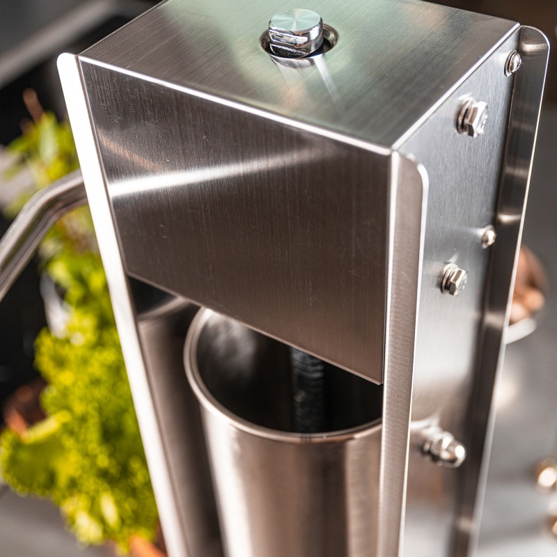 Машина за пълнене на колбаси Klausberg KB 7930, 5 кг, Ръчна, 4 стоманени накрайника, Клапан за обезвъздушаване, Подвижен цилиндър, Инокс