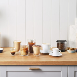 Еспресо машина DeLonghi Rivelia Sand Beige EXAM440.55.BG, 1450W, 19 bar, 1.4l, Тъчскрийн TFT, Twin Shot, Bean Adapt, LatteCrema Hot, 16 напитки, Бежов