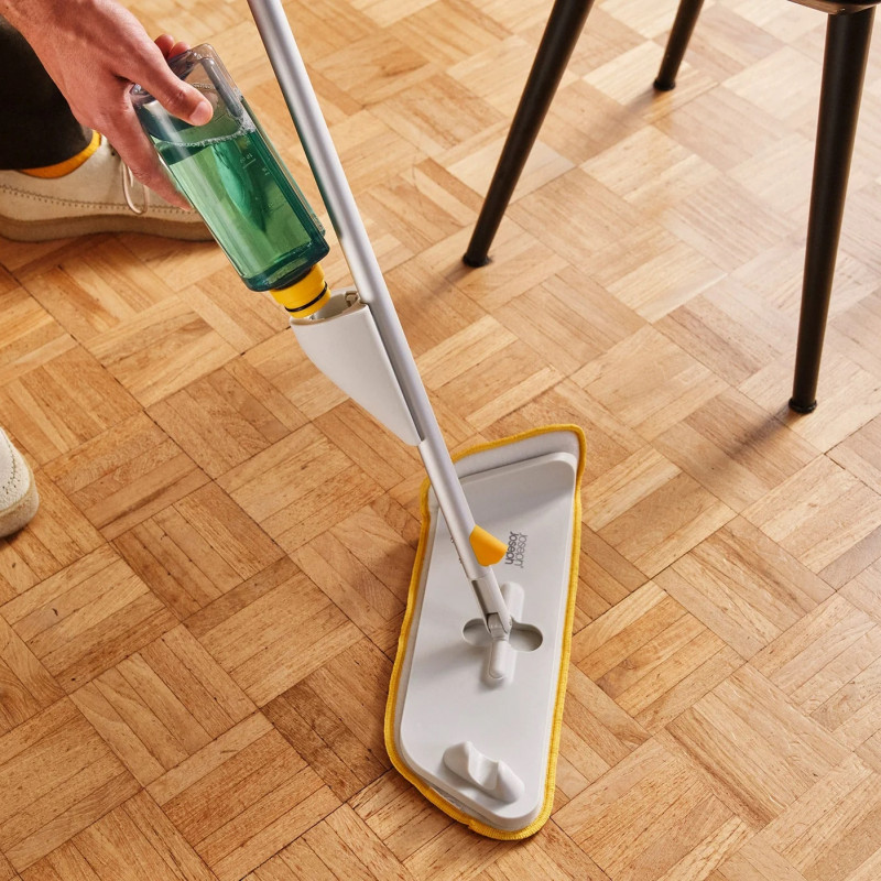 Моп със спрей Joseph Joseph CleanTech 65004, 145 см, Гъба за упорити петна, Стенна скоба, Сив