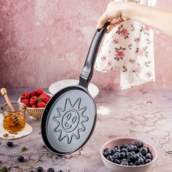 Тиган за палачинки Klausberg KB 7972, 18 см, Релефно дъно със слънце, Незалепващо покритие, Без PFOA, Индукция, Черен