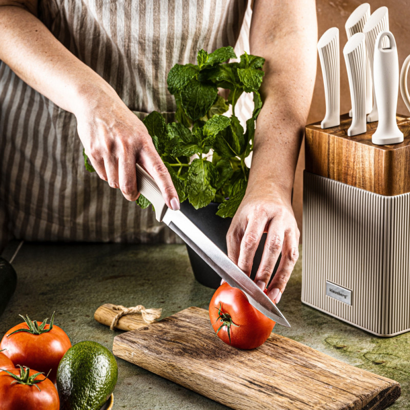 Комплект ножове Klausberg KB 7984, 8 части, Неръждаема стомана, Точило, Стойка от акациево дърво, Бежов/дървесен