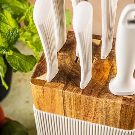 Комплект ножове Klausberg KB 7984, 8 части, Неръждаема стомана, Точило, Стойка от акациево дърво, Бежов/дървесен