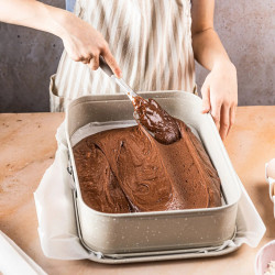 Форма за печене с падащо дъно Kinghoff KH 1978, 39x29x7.5 см, Мраморно покритие, Бежов