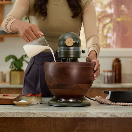 Планетарен миксер KitchenAid Artisan Evergreen 5KSM180WSEEG, 300W, 4.7 л, Direct drive, 10 скорости, Накланяща се глава, Купа от орехово дърво, Тъмнозелен/кафяв
