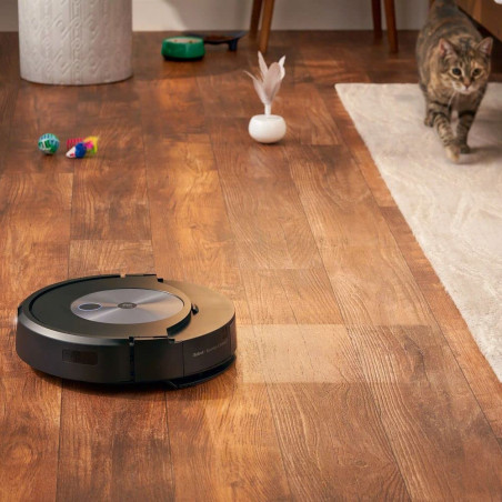 Прахосмукачка робот iRobot Roomba Combo J7, 33W, Wi-Fi, 1700 Pa, 276 мл, Автономия 75 минути, Гласови команди, Черен