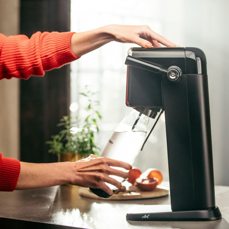 Машина за газирана вода SodaStream ART, 1 л, Ръчна карбонизация, 2 степени, Без BPA, Черен/сребрист