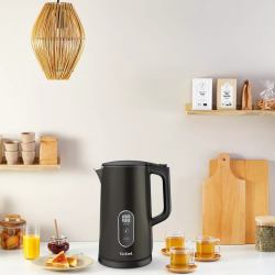 Електрическа кана Tefal KI831E10, 1800W, 1.7 л, 5 темп. нива, LED, Сензорно управление, 360°C основа, Двойни стени, Филтър против варовик, Черен