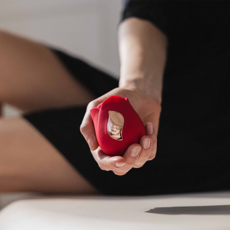 Интимен масажор Beautifly Rose Glow Pleaser, 5 режима, 5 скорости, 90 мин, Подходящ за ползване под душ/във вана, Антиалергичен силикон, Безшумен, Червен