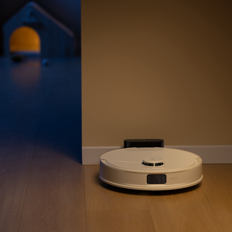 Прахосмукачка робот Roborock Q10 PF+, 10000 Pa, 150 мин, 0.35 л, Wi-Fi, Сухо/мокро, Автоматично повдигане на мопа, 360° LiDAR, 3D картографиране, Гласово управление, Бял